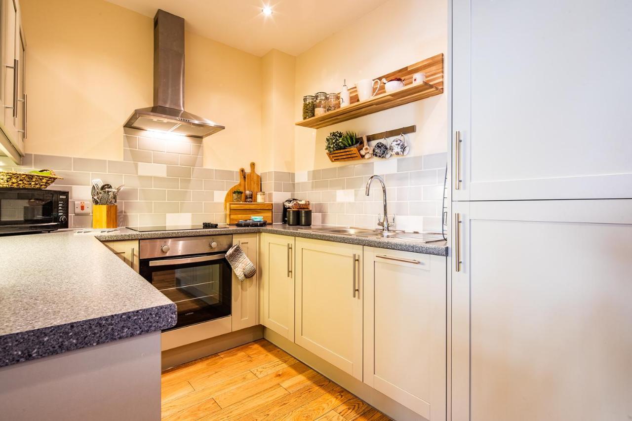 Buxton Centre Cosy Cottage With Free Secure Parking المظهر الخارجي الصورة