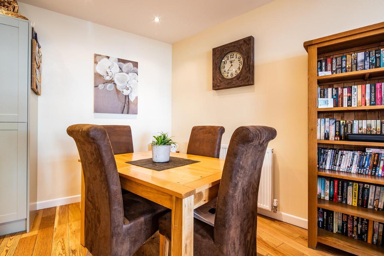Buxton Centre Cosy Cottage With Free Secure Parking المظهر الخارجي الصورة