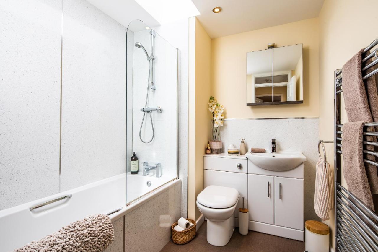 Buxton Centre Cosy Cottage With Free Secure Parking المظهر الخارجي الصورة
